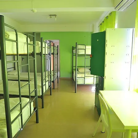 Hans Brinker Hostel