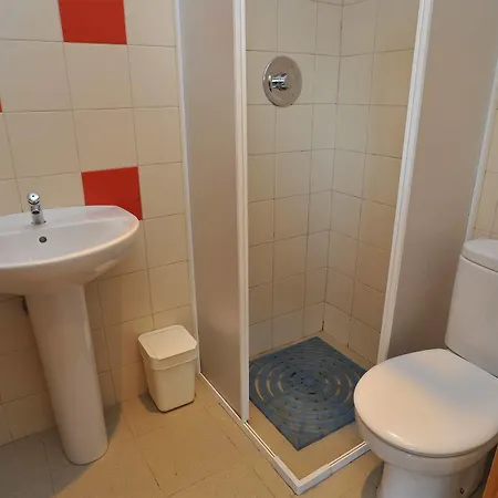 Hans Brinker Hostel